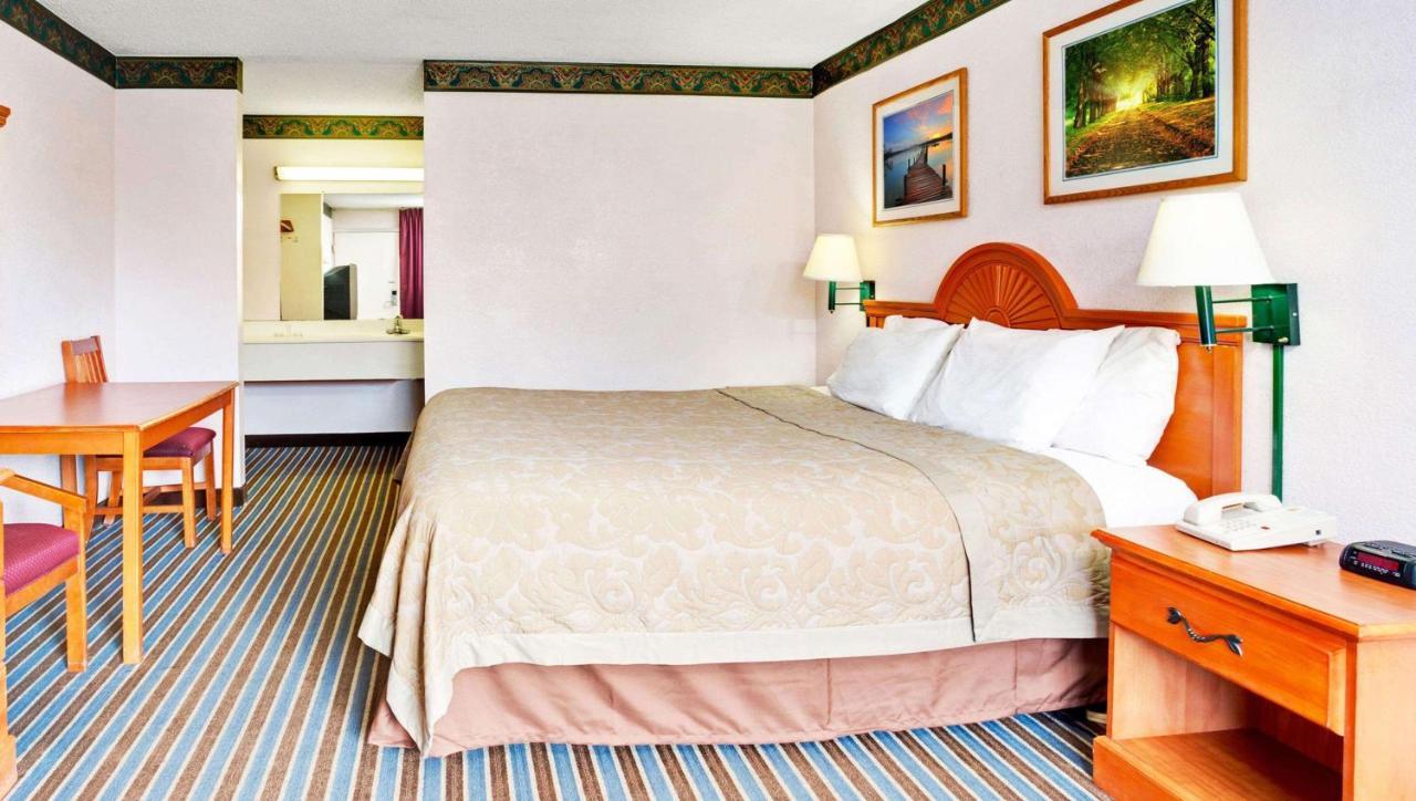 Magnuson Hotel Jacksonville Downtown Extérieur photo